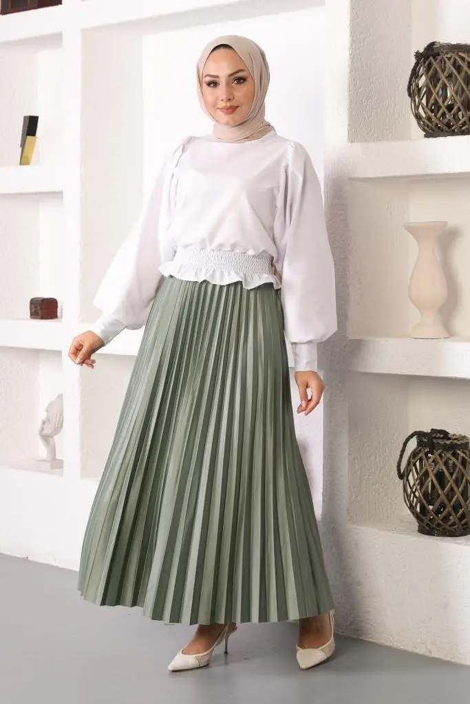 Emerald Hijab Pleated Skirt