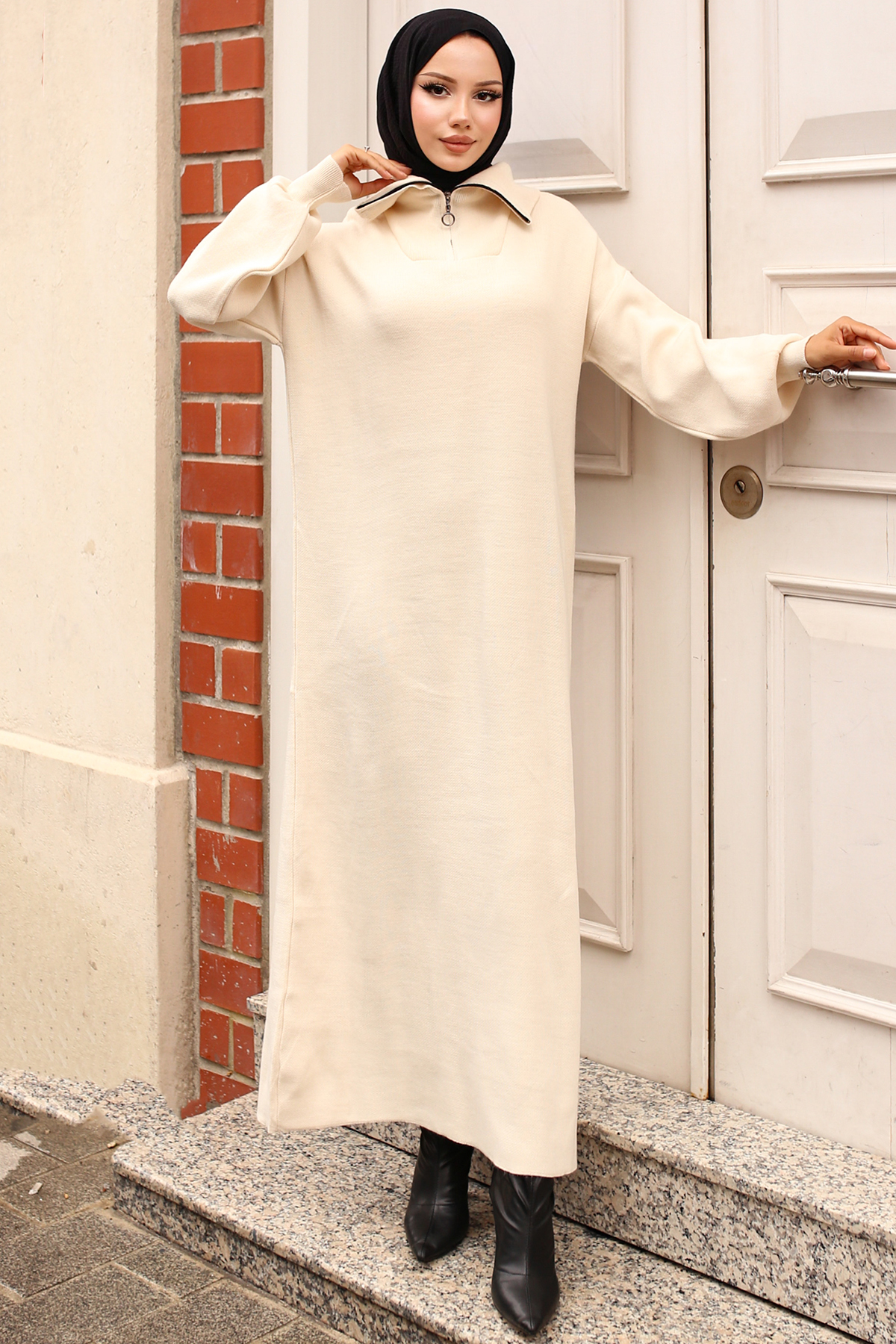 Knitwear Dress with Zipped Collar