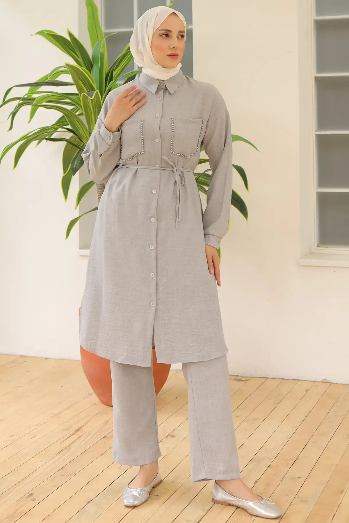 Linen Suit With Long Tunic