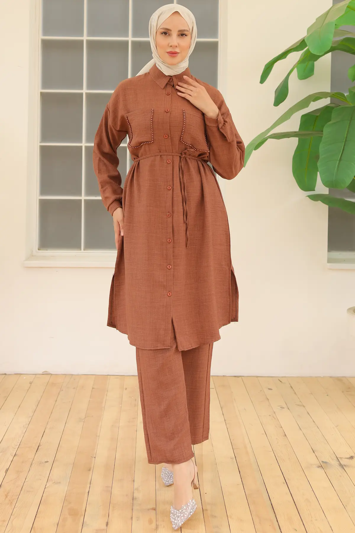 Linen Suit with Long Tunic