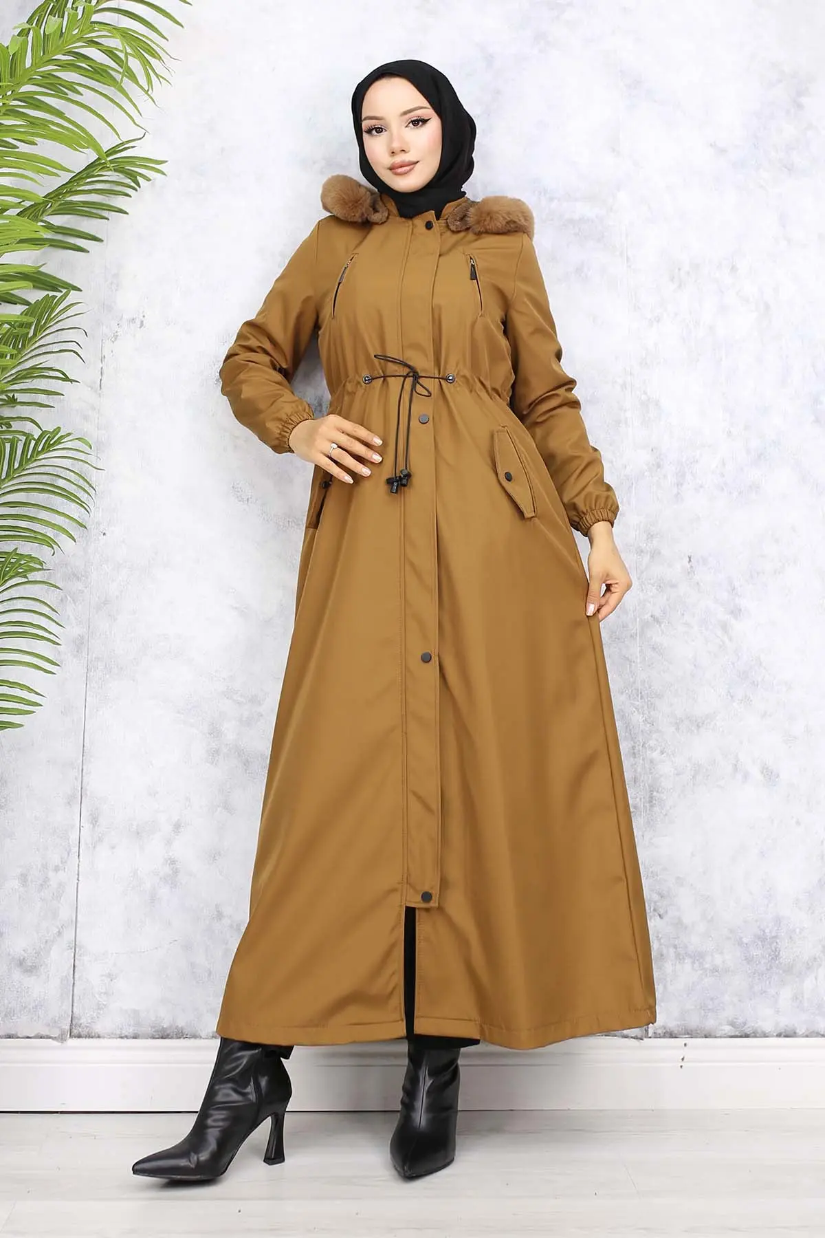 Long Bondite Coat With Plush Inside And Fur Collar