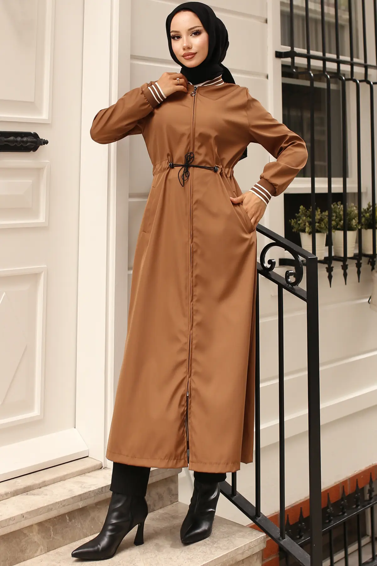 Seasonal Elastic Waist Trench Coat